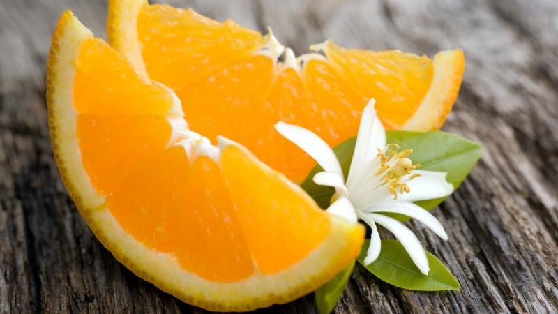 وجبة خفيفة صحية قبل النوم: هل من الممكن تناول البرتقال في الليل