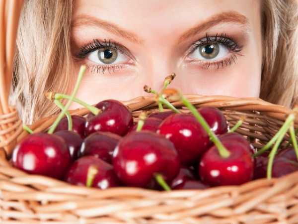 Защо черешовите плодове са полезни за женското тяло