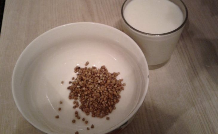 How many kcal are in raw buckwheat with kefir? Calorie content of boiled porridge on kefir