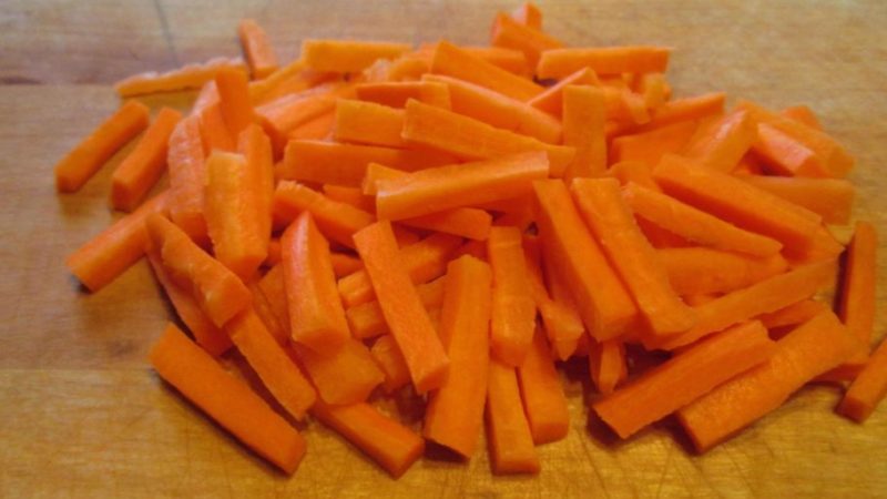 Como você pode usar cenouras para hemorróidas e quão eficaz é